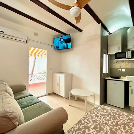 Nuevos Apartamentos Frente Al Mar Y A La Playa Castelldefels Buitenkant foto