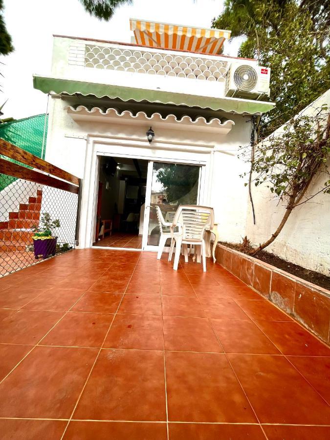 Nuevos Apartamentos Frente Al Mar Y A La Playa Castelldefels Buitenkant foto